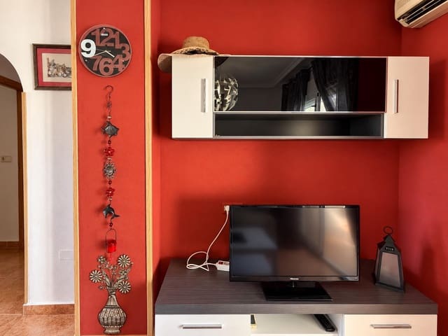Apartamento de 2 habitaciones en Nueva Torrevieja, Torrevieja en venta - 129.900 € (Ref: 10074547)