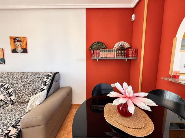 Apartamento de 2 habitaciones en Nueva Torrevieja, Torrevieja en venta - 129.900 € (Ref: 10074547)