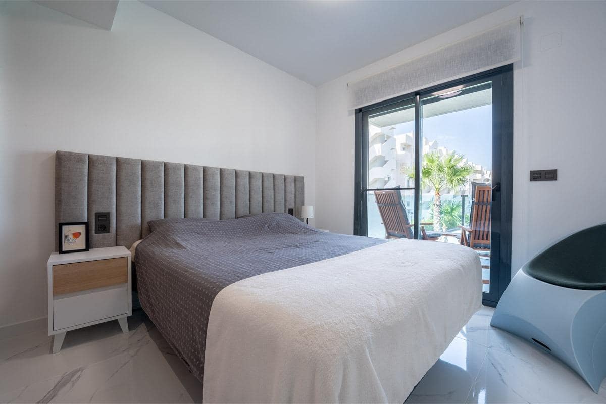 2 sovrum Lägenhet till salu i El Raso - 295 000 € (Ref: 10074549)