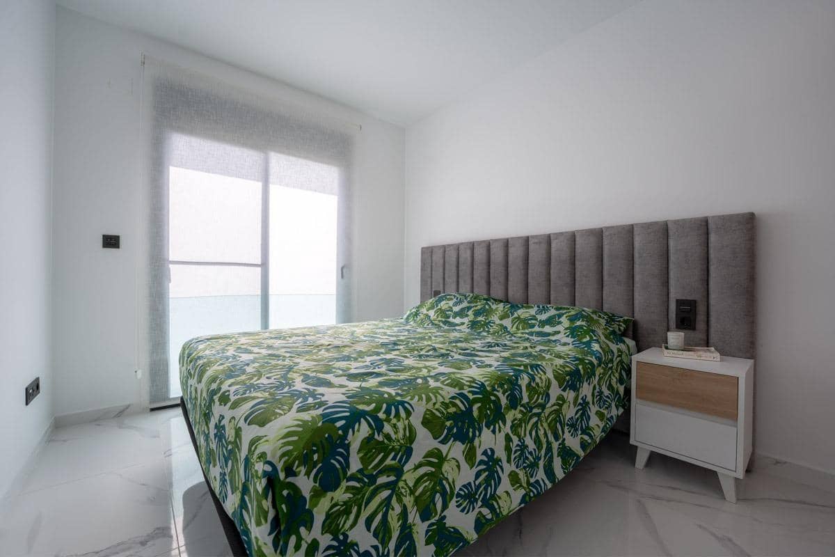 2 sovrum Lägenhet till salu i El Raso - 295 000 € (Ref: 10074549)