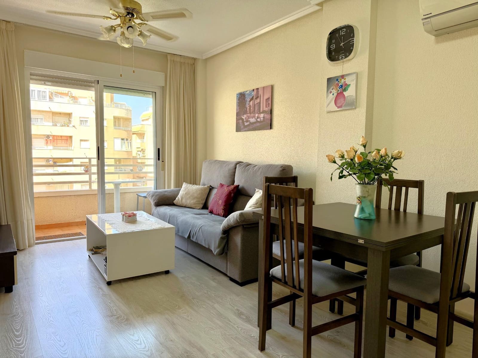 2 sypialnia Apartament na sprzedaż w Torrevieja - 135 000 € (Ref: 10074550)