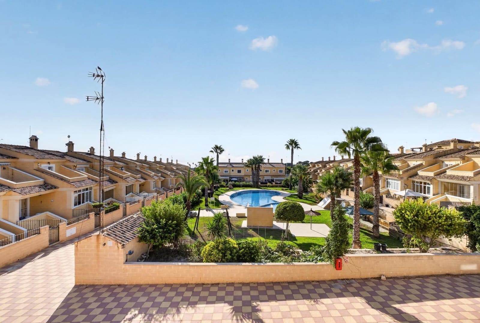 3 sypialnia Dom na sprzedaż w Torrevieja - 339 000 € (Ref: 10074552)