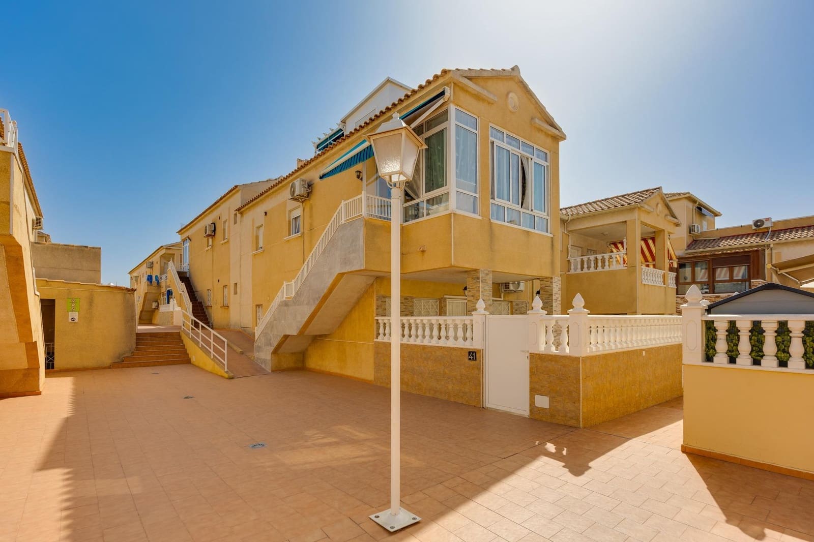 2 sovrum Bungalow till salu i Torrevieja - 189 900 € (Ref: 10074555)