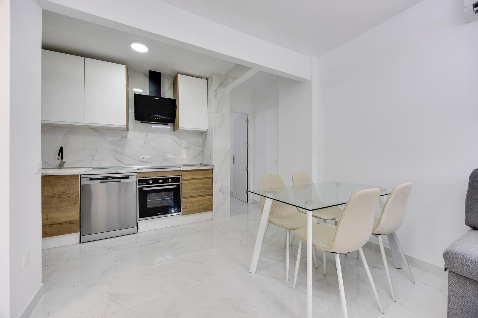 2 Zimmer Apartment zu verkaufen in Torrevieja - 149.900 € (Ref: 10074557)