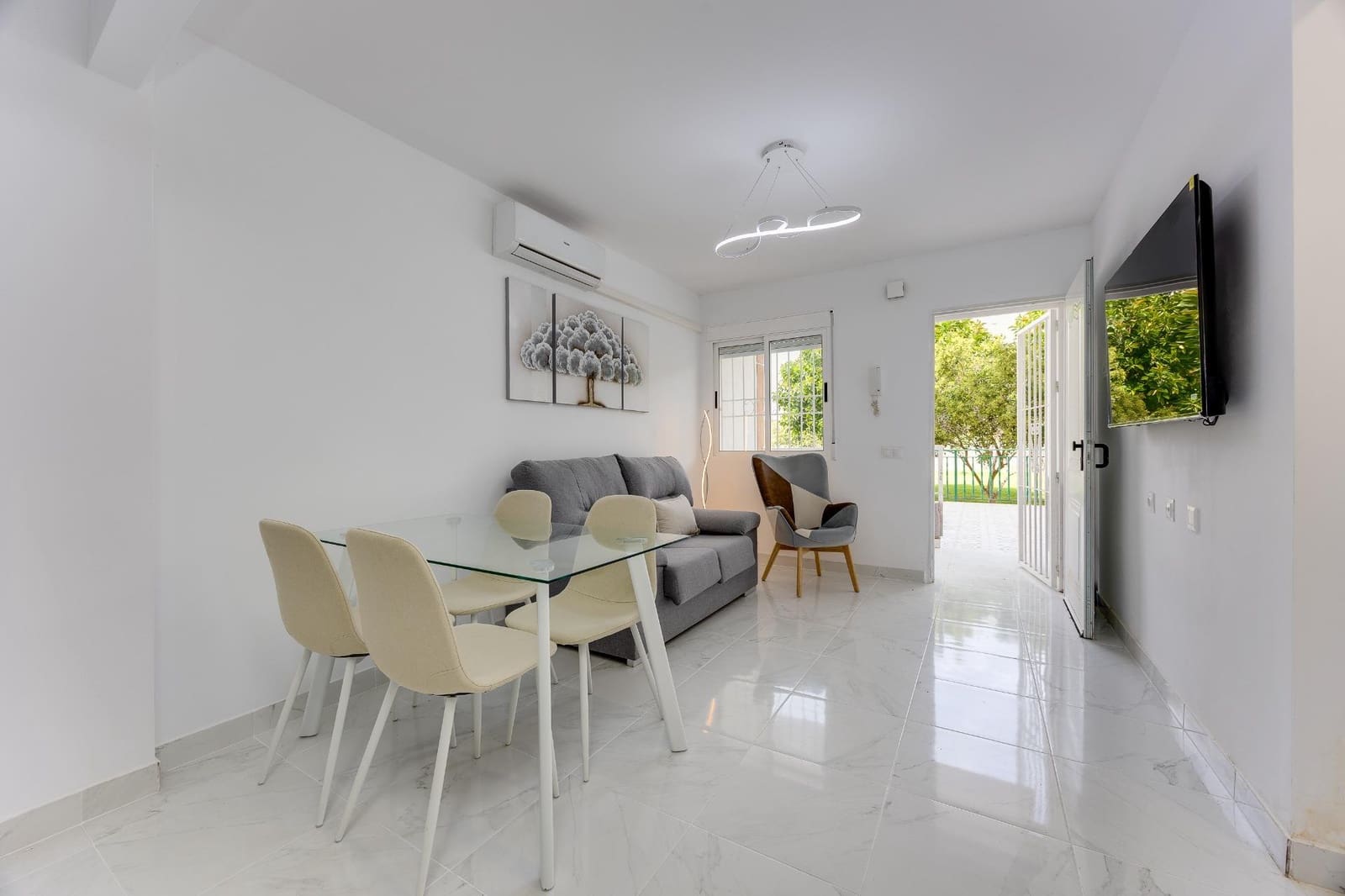 2 Zimmer Apartment zu verkaufen in Torrevieja - 149.900 € (Ref: 10074557)