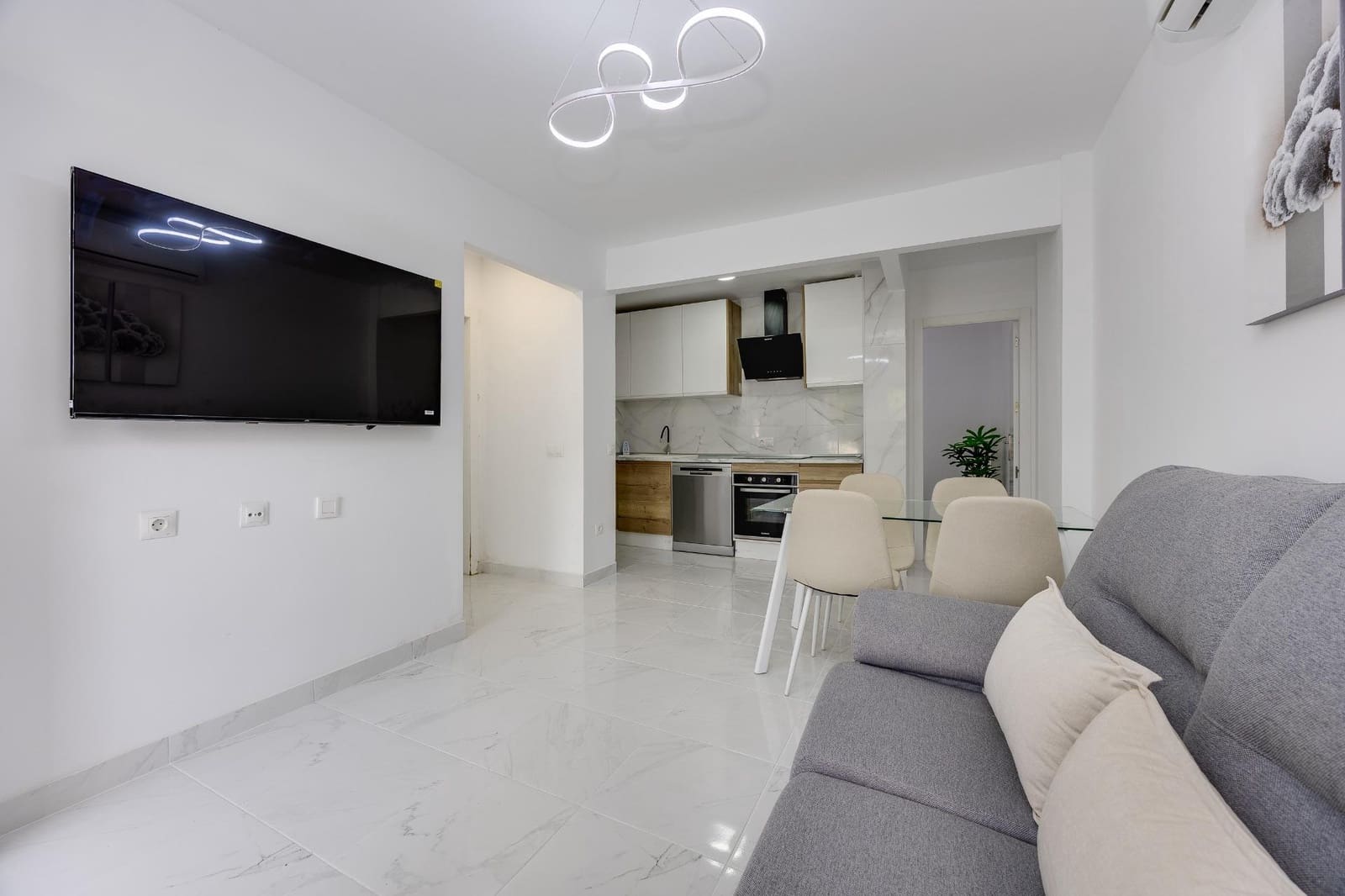 2 Zimmer Apartment zu verkaufen in Torrevieja - 149.900 € (Ref: 10074557)