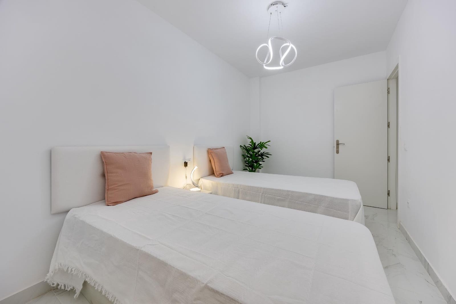 2 Zimmer Apartment zu verkaufen in Torrevieja - 149.900 € (Ref: 10074557)