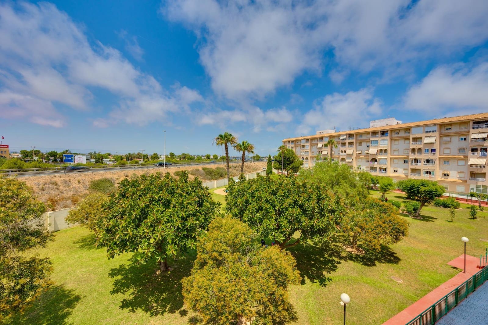 2 Zimmer Apartment zu verkaufen in Torrevieja - 149.900 € (Ref: 10074557)