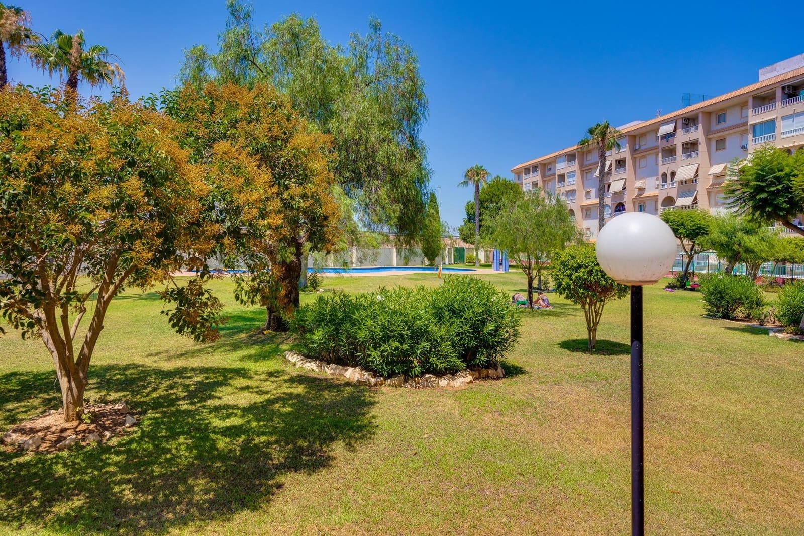 2 Zimmer Apartment zu verkaufen in Torrevieja - 149.900 € (Ref: 10074557)