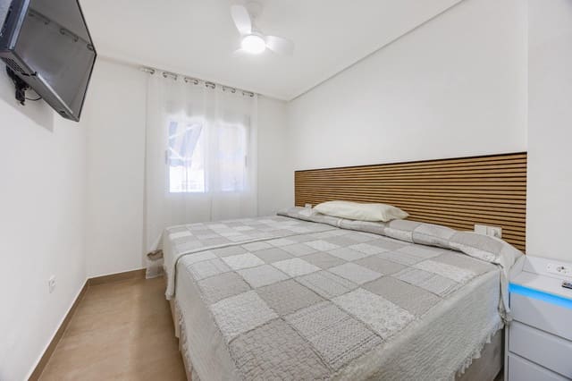 2 quarto Penthouse para venda em Playa del Cura, Torrevieja - 190 000 € (Ref: 10074558)