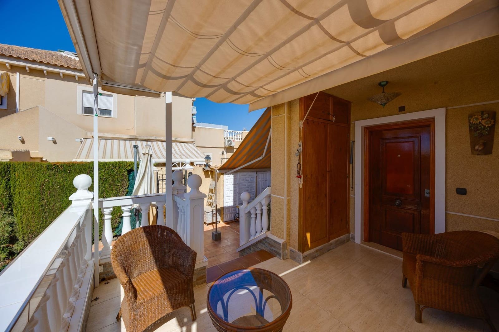 4 bedroom Villa for sale in Torrevieja - € 359,900 (Ref: 10074559)
