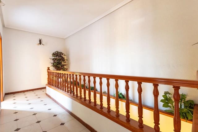 5 sypialnia Willa na sprzedaż w Los Desamparados, Orihuela - 550 000 € (Ref: 10074574)