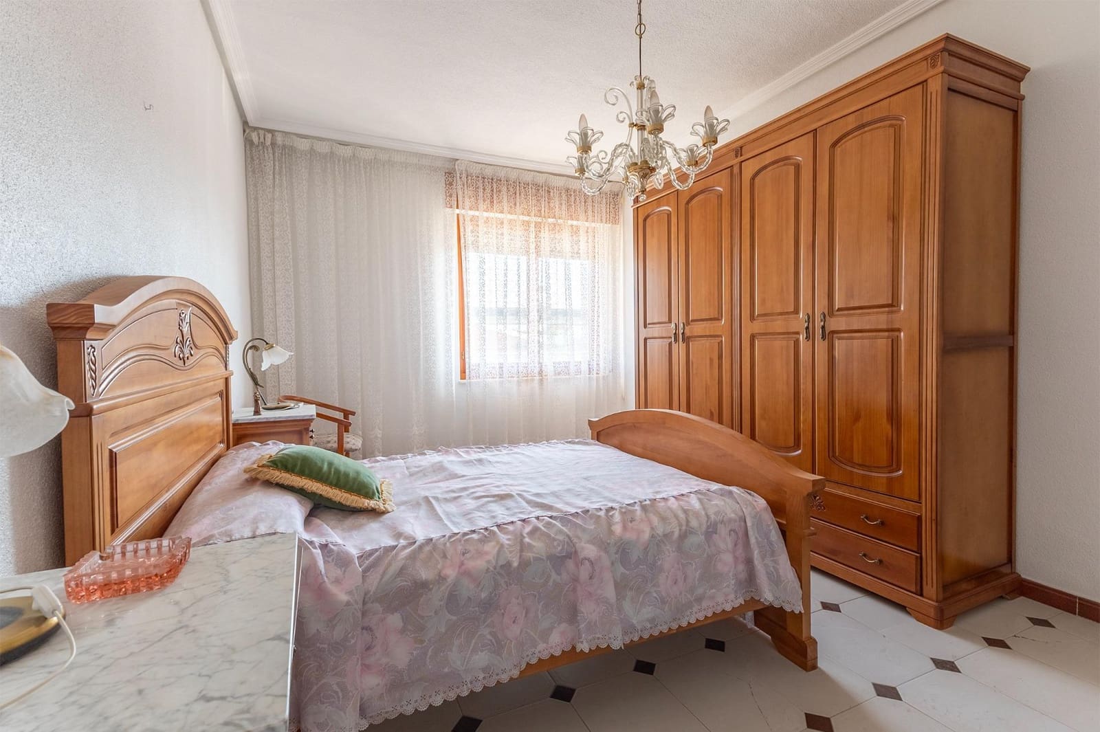5 sypialnia Willa na sprzedaż w Los Desamparados - 550 000 € (Ref: 10074574)