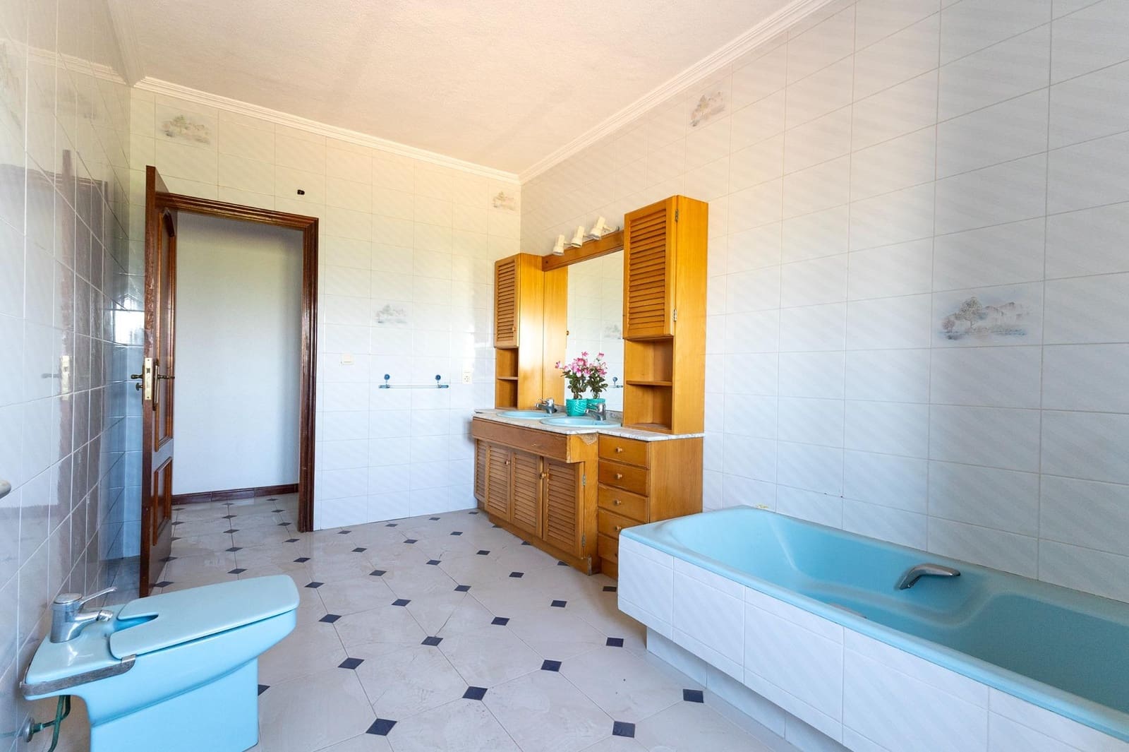 5 sypialnia Willa na sprzedaż w Los Desamparados - 550 000 € (Ref: 10074574)