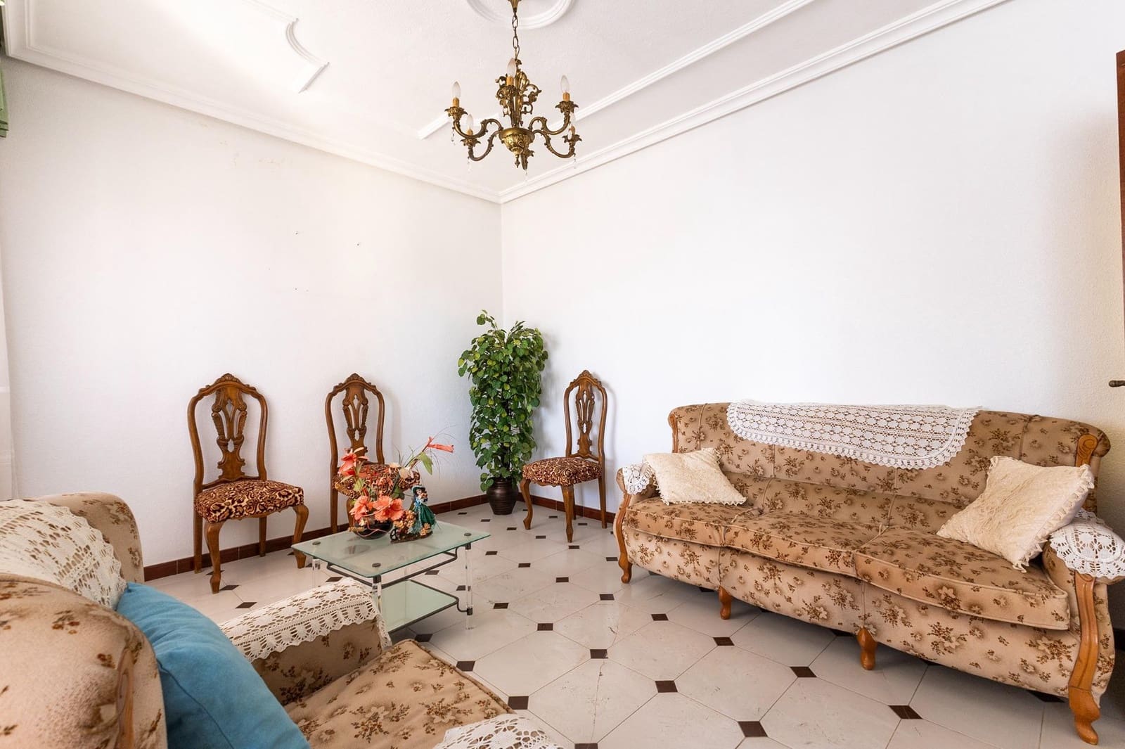 5 sypialnia Willa na sprzedaż w Los Desamparados - 550 000 € (Ref: 10074574)