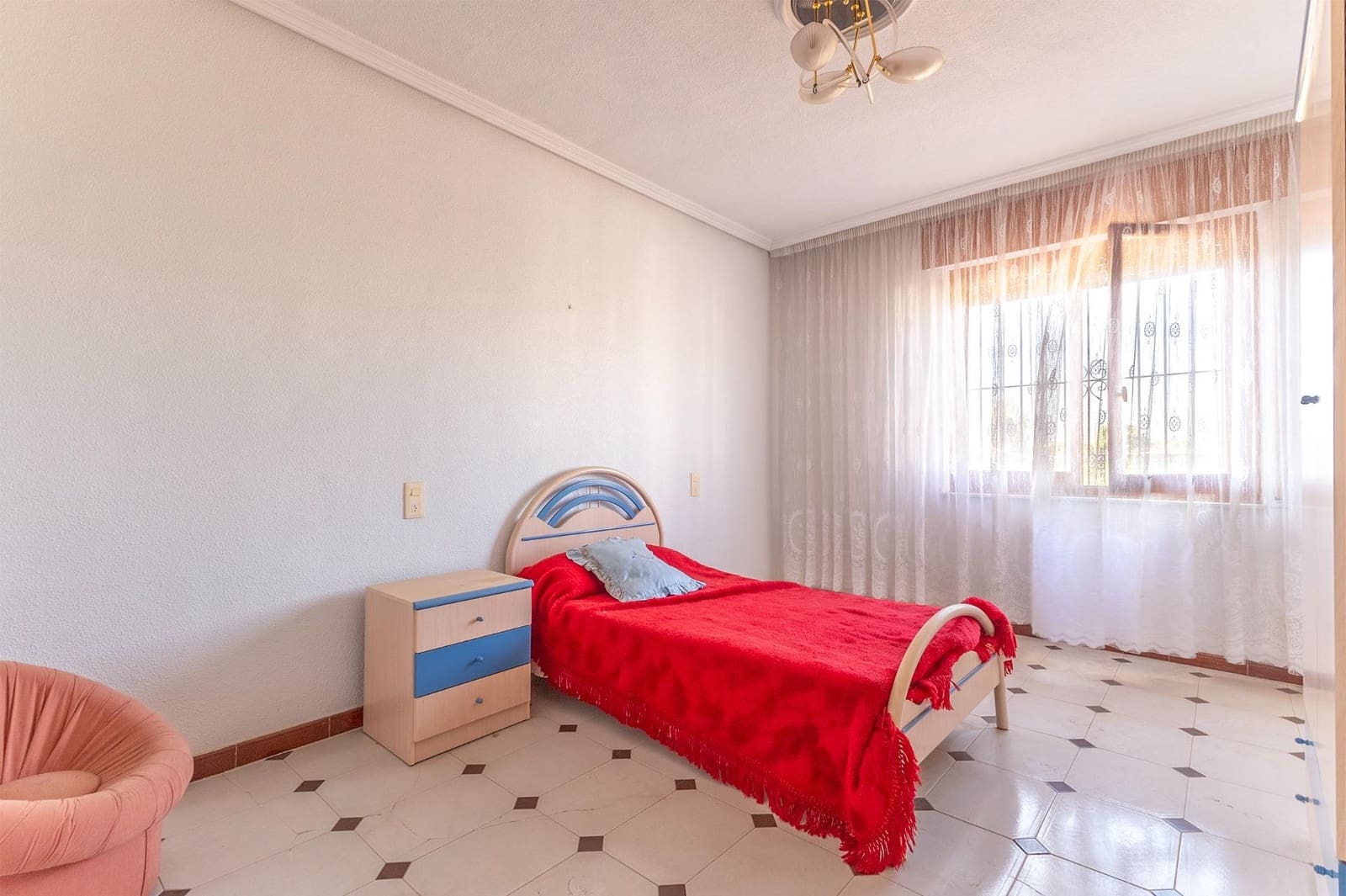 5 sypialnia Willa na sprzedaż w Los Desamparados - 550 000 € (Ref: 10074574)