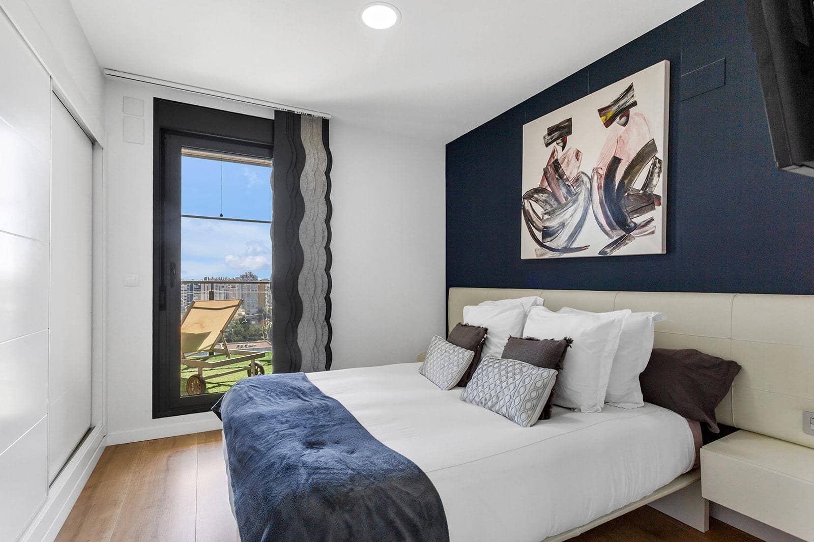 3 soverom Penthouse til salgs i Alicante by - € 1 040 000 (Ref: 10074579)