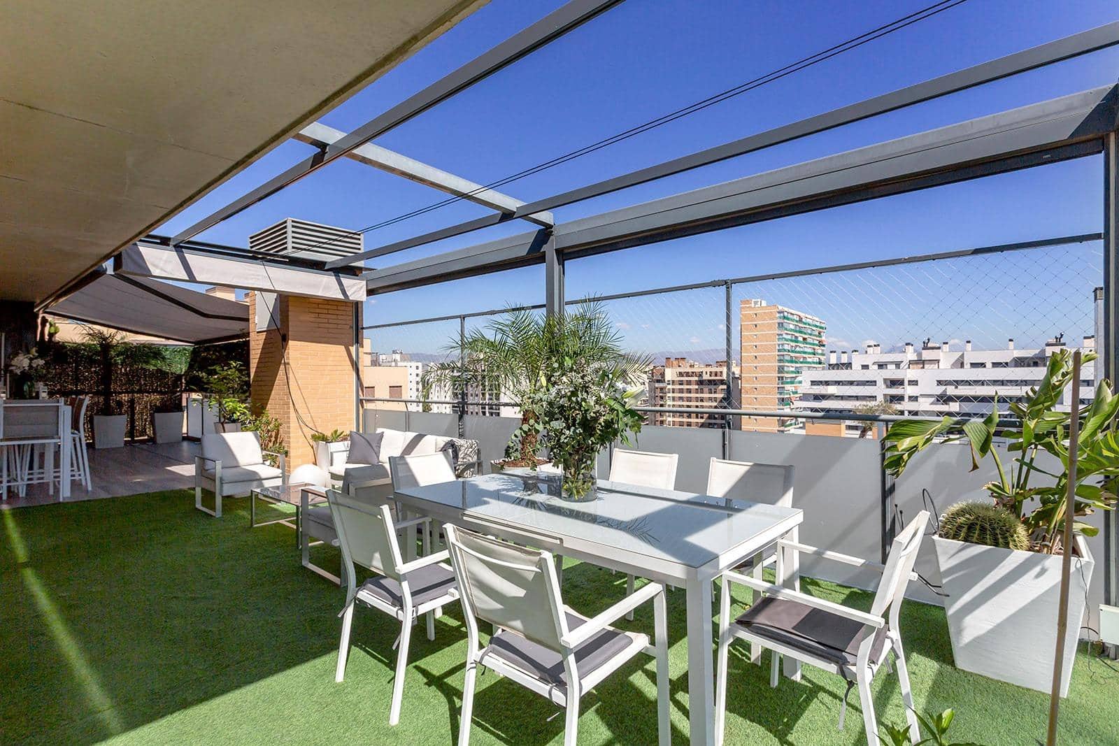 3 soverom Penthouse til salgs i Alicante by - € 1 040 000 (Ref: 10074579)