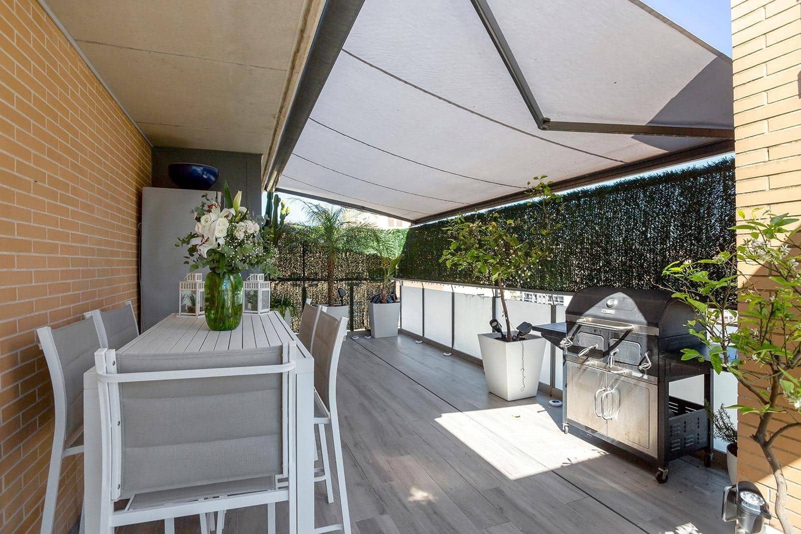 3 soverom Penthouse til salgs i Alicante by - € 1 040 000 (Ref: 10074579)