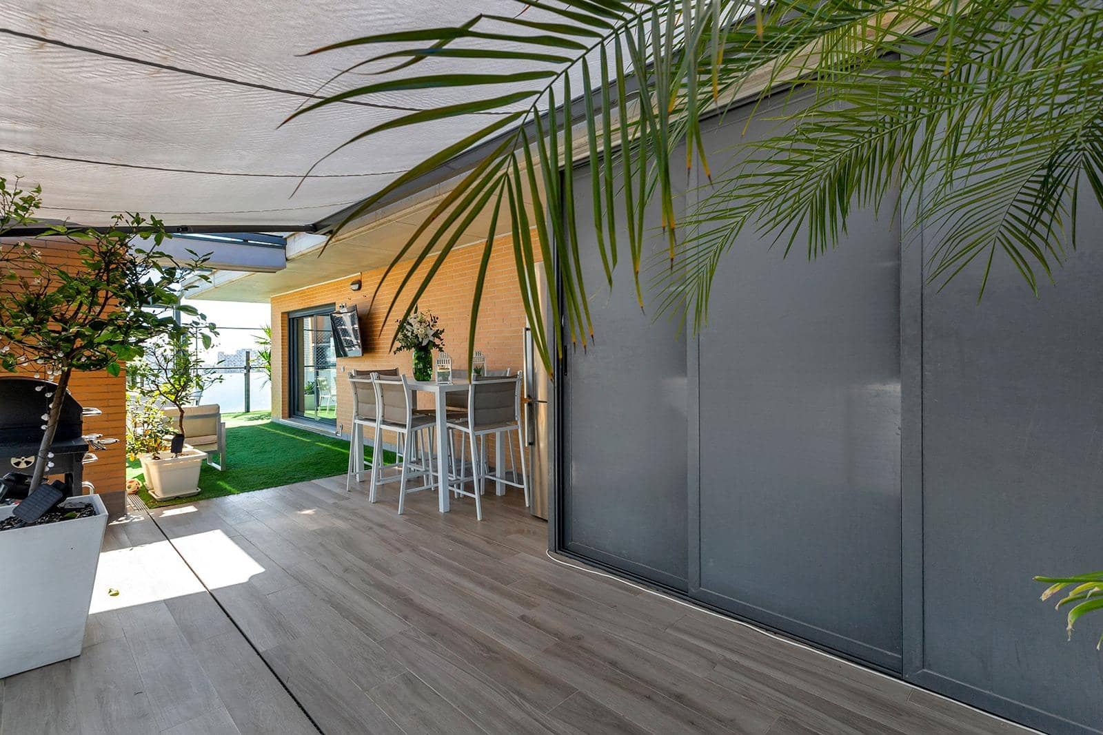 3 soverom Penthouse til salgs i Alicante by - € 1 040 000 (Ref: 10074579)