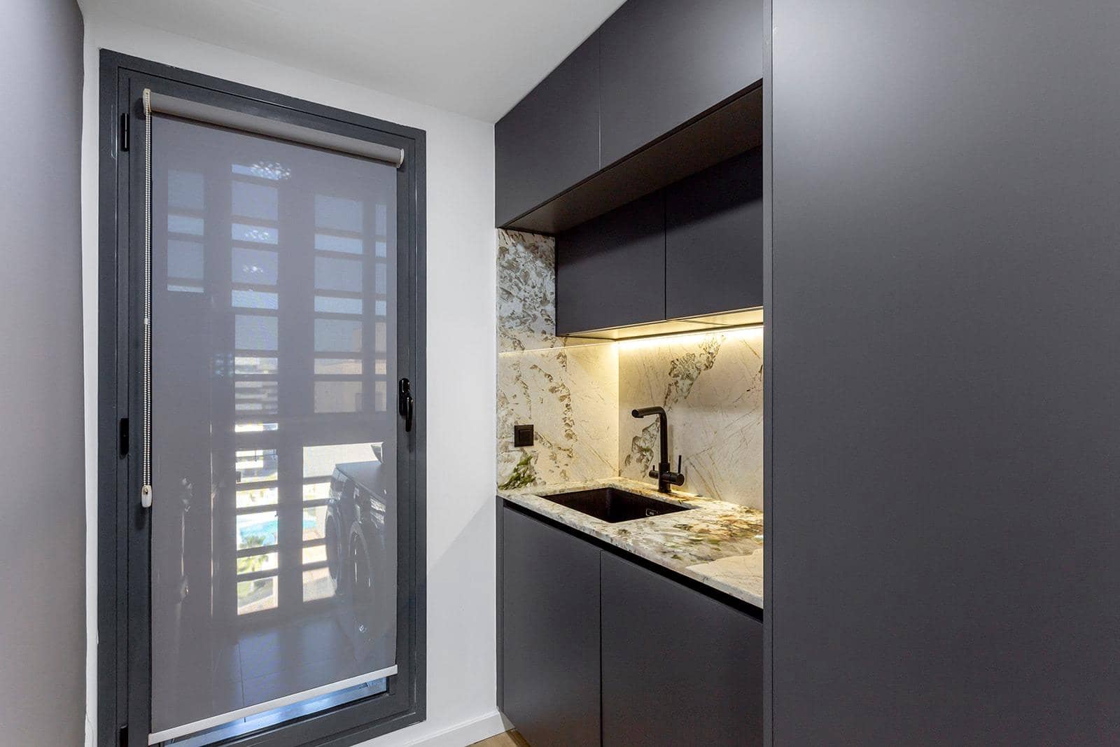 3 soverom Penthouse til salgs i Alicante by - € 1 040 000 (Ref: 10074579)