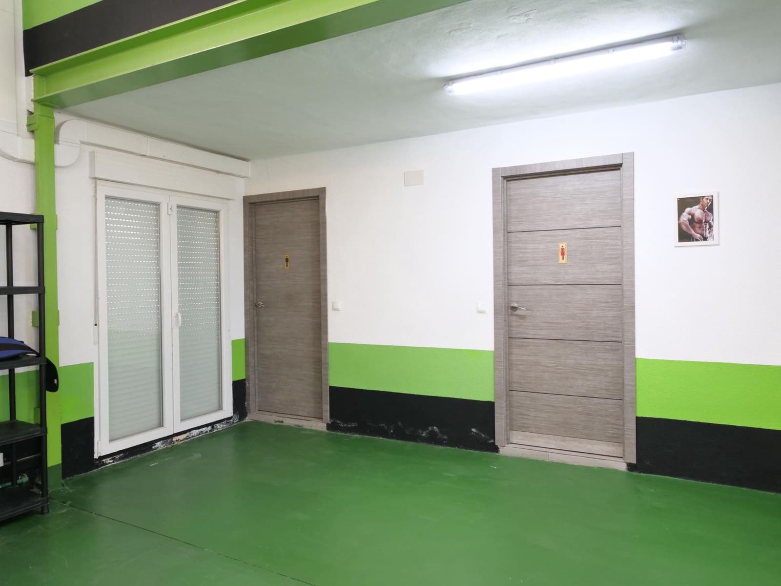 Kaupallinen myytävänä paikassa Almoradi - 625 000 € (Ref: 10074583)