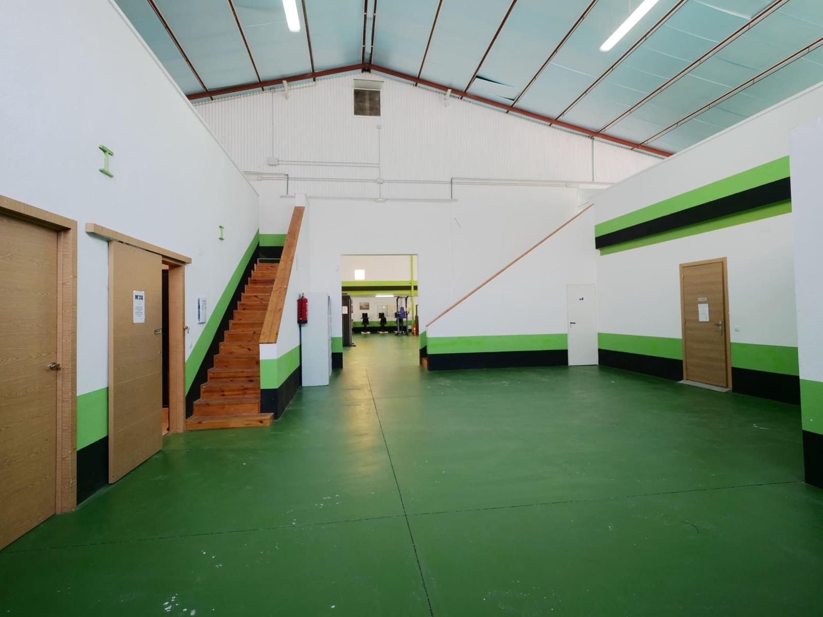 Kaupallinen myytävänä paikassa Almoradi - 625 000 € (Ref: 10074583)