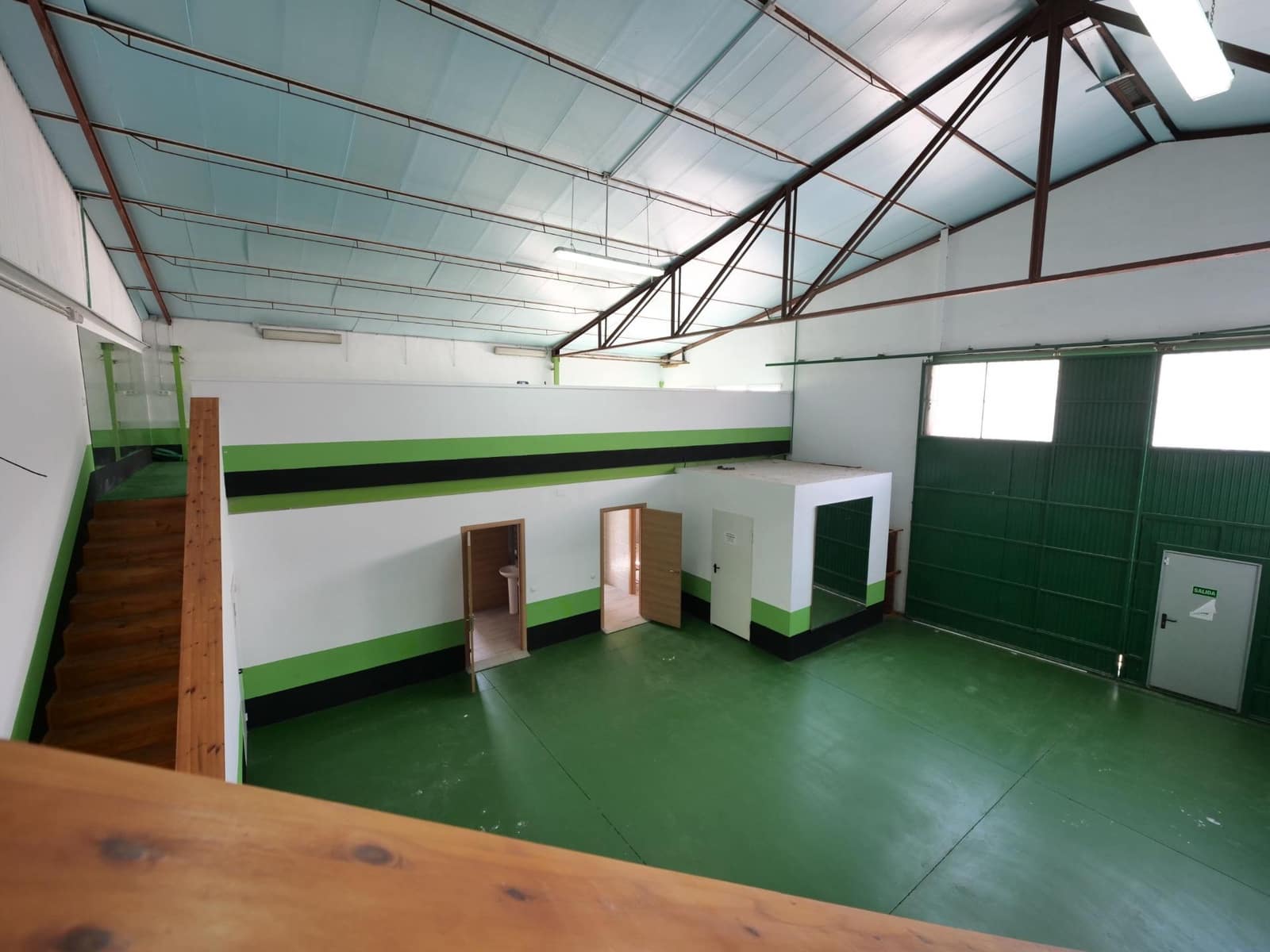 Kaupallinen myytävänä paikassa Almoradi - 625 000 € (Ref: 10074583)