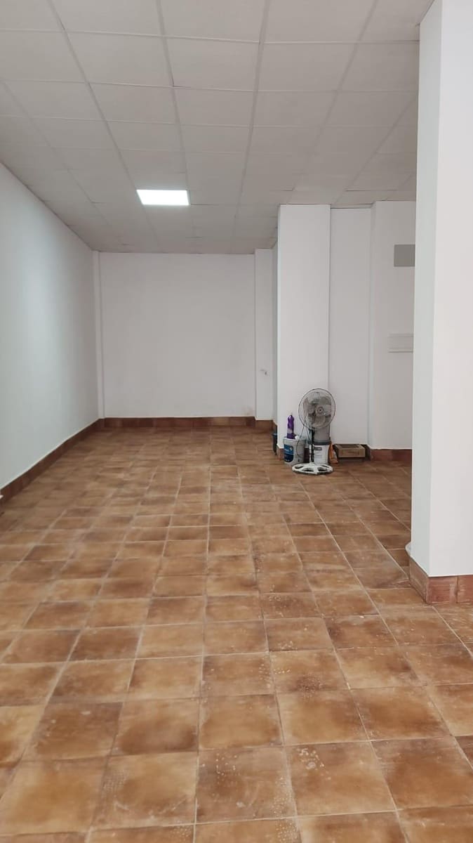 Kommersiell till salu i Torrevieja - 49 950 € (Ref: 10074594)