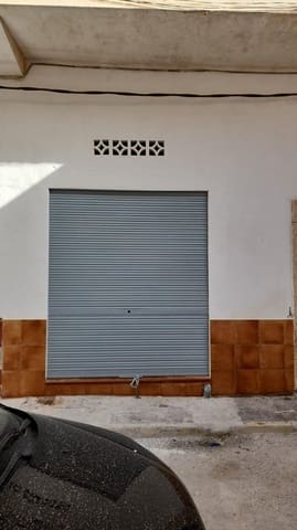 Kommersiell till salu i Centro - Muelle Pesquero, Torrevieja - 49 950 € (Ref: 10074594)