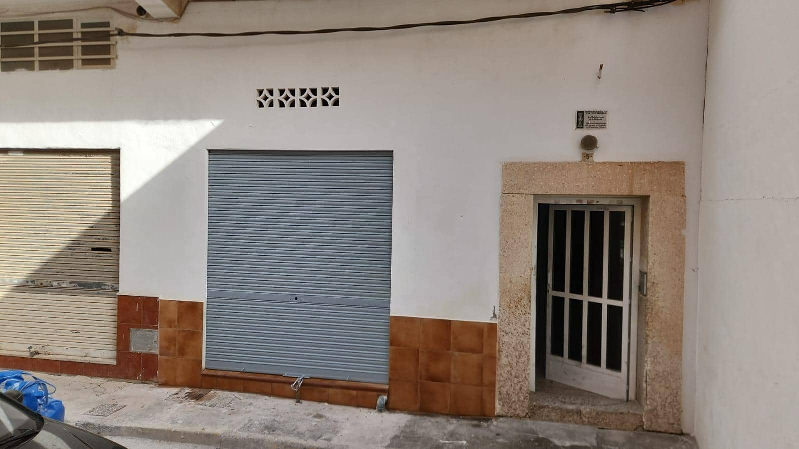 Kommersiell till salu i Torrevieja - 49 950 € (Ref: 10074594)