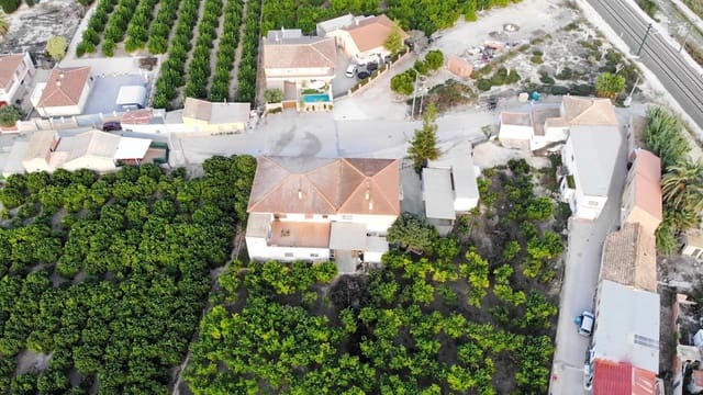 5 bedroom Commercial for sale in Desamparados - Hurchillo - Torremendo, Orihuela - € 550,000 (Ref: 10074604)