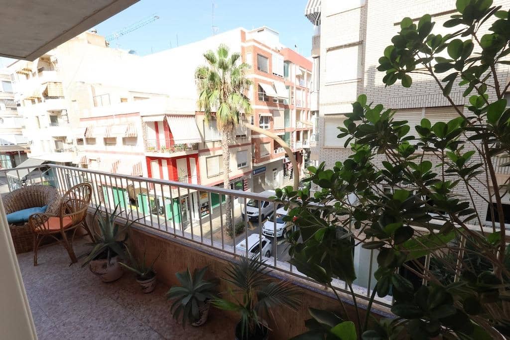 3 soveværelse Lejlighed til salg i Torrevieja - € 209.999 (Ref: 10077193)