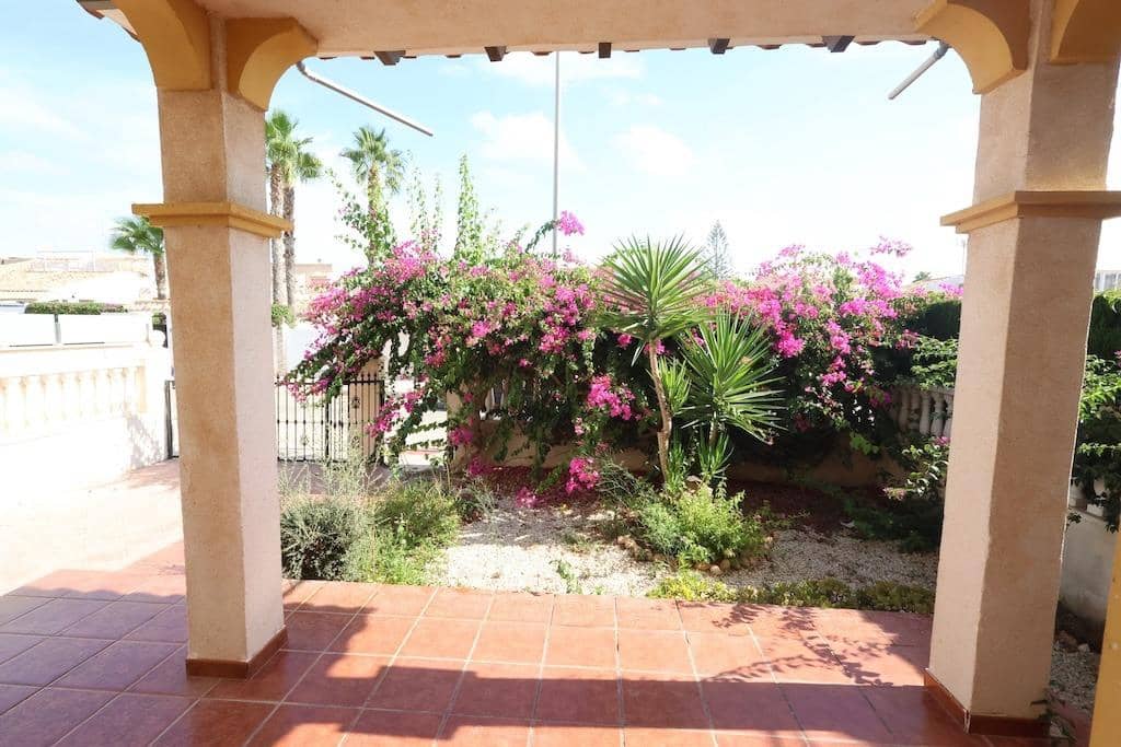 2 makuuhuone Huvila myytävänä paikassa Playa Flamenca - 240 000 € (Ref: 10077194)