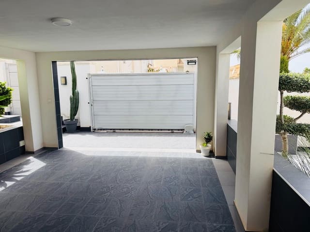 3 slaapkamer Villa te koop in Rojales - € 398.900 (Ref: 10077196)