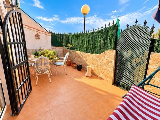2 soveværelse Bungalow til salg i El Moncayo, Guardamar del Segura - € 169.900 (Ref: 10086391)