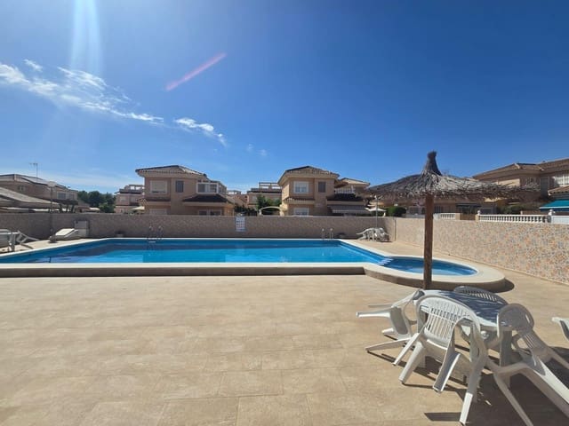 3 Zimmer Villa zu verkaufen in Los Balcones - Los Altos, Torrevieja - 370.000 € (Ref: 10086392)
