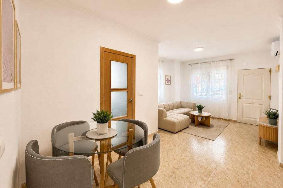 2 camera da letto Appartamento in vendita in Torrevieja - 139.900 € (Rif: 10086393)