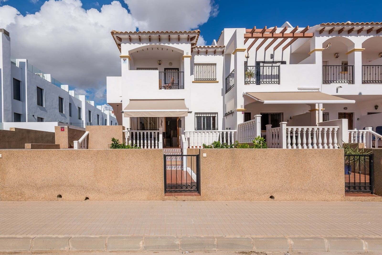 2 slaapkamer Appartement te koop in Orihuela Costa - € 189.500 (Ref: 10086400)