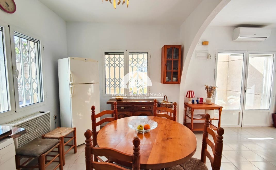 2 soverom Villa til salgs i Torrevieja - € 219 900 (Ref: 10088562)