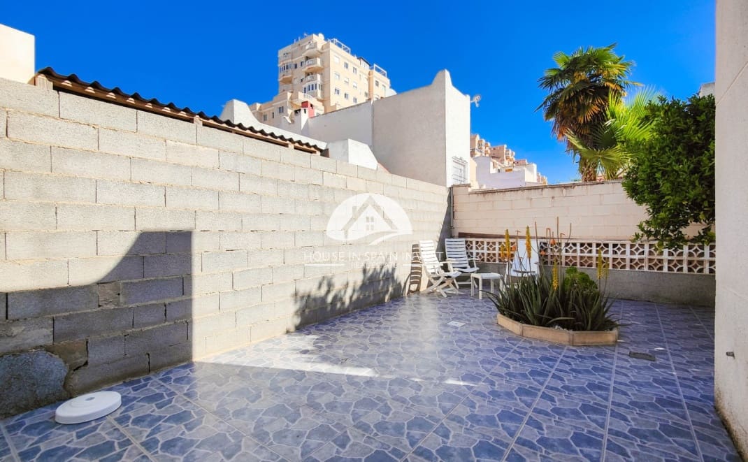 2 sypialnia Willa na sprzedaż w Torrevieja - 219 900 € (Ref: 10088563)