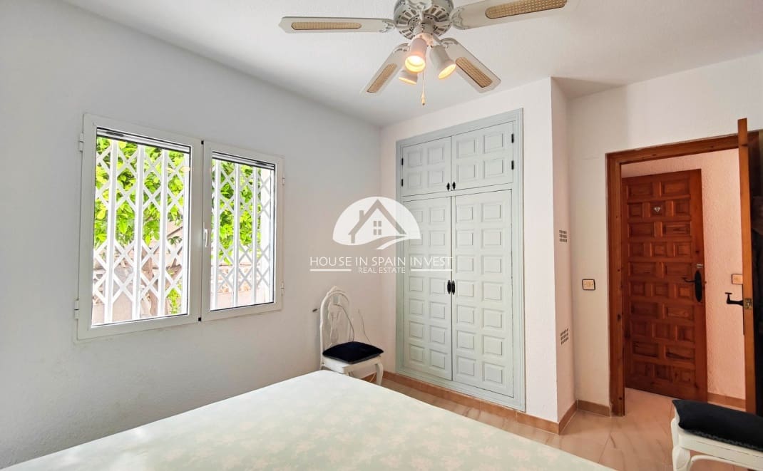 2 sypialnia Willa na sprzedaż w Torrevieja - 219 900 € (Ref: 10088563)