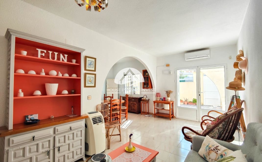 2 sypialnia Willa na sprzedaż w Torrevieja - 219 900 € (Ref: 10088563)