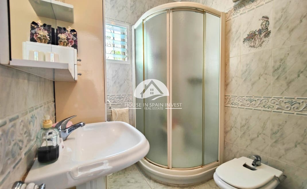 2 sypialnia Willa na sprzedaż w Torrevieja - 219 900 € (Ref: 10088563)