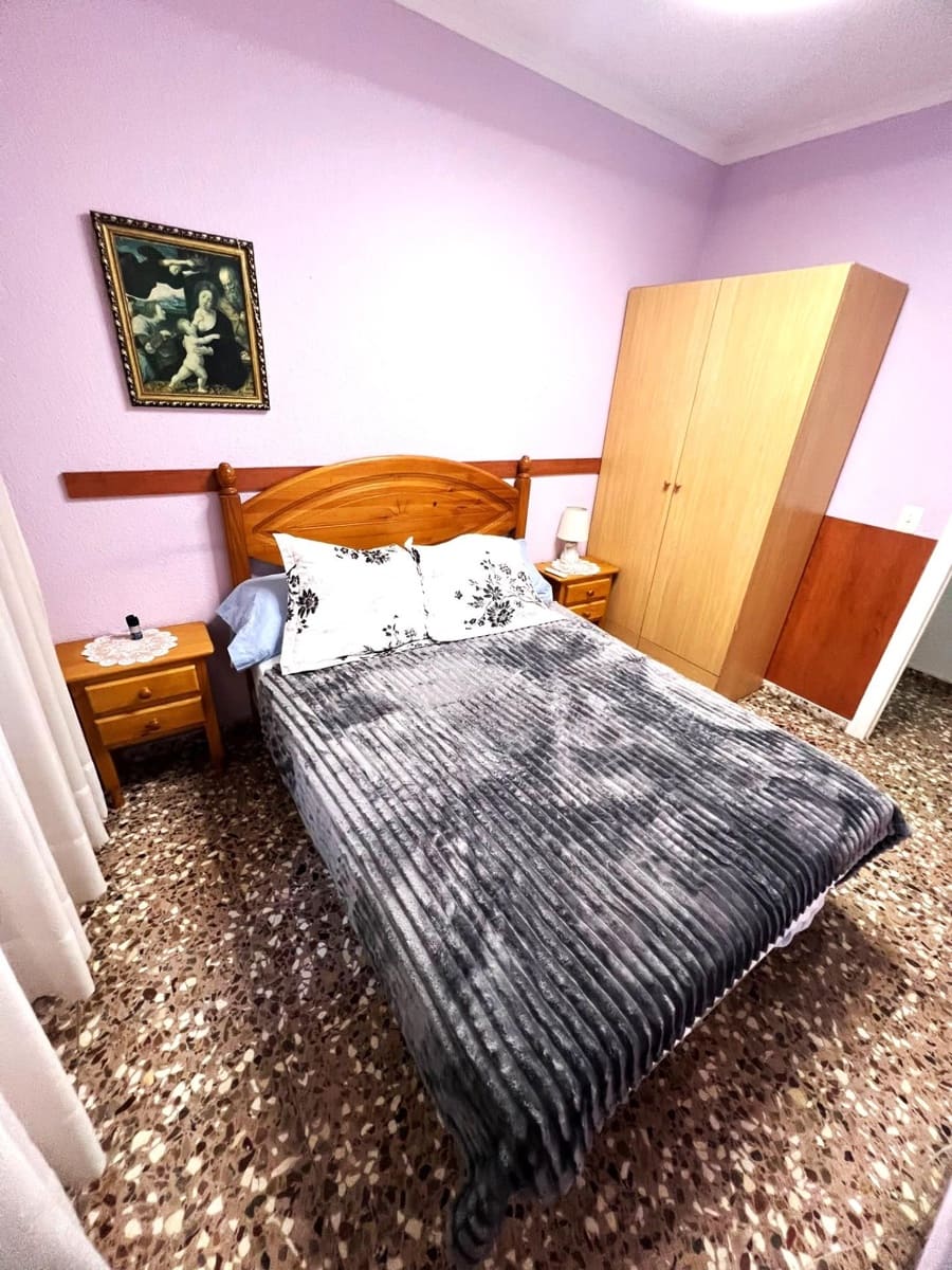 4 slaapkamer Appartement te koop in Torrevieja - € 214.900 (Ref: 10091398)