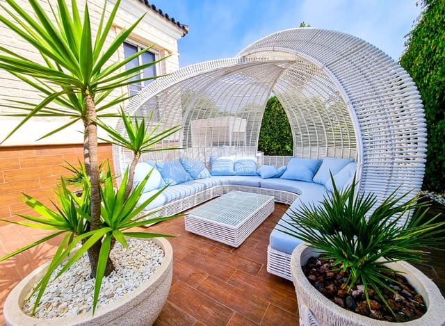 5 sypialnia Willa na sprzedaż w La Mata, Torrevieja - 1 170 000 € (Ref: 10093900)