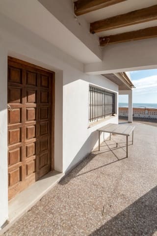 5 soverom Villa til salgs i Guardamar Playa, Guardamar del Segura - € 1 100 000 (Ref: 10093906)