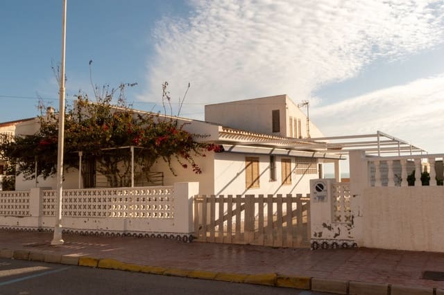 5 soverom Villa til salgs i Guardamar Playa, Guardamar del Segura - € 1 100 000 (Ref: 10093906)