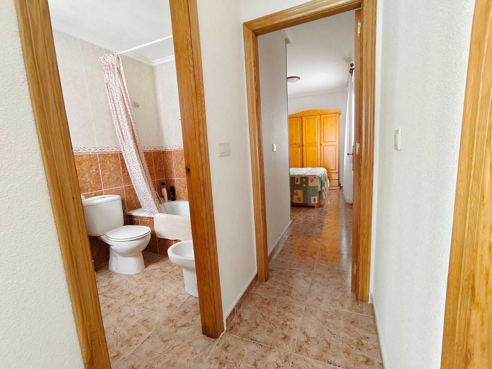 Apartamento de 2 habitaciones en Torrevieja en venta - 158.900 € (Ref: 10094926)