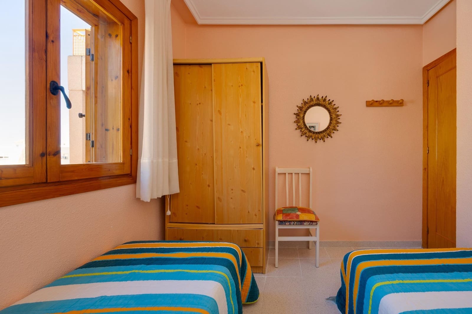 3 soveværelse Lejlighed til salg i Torrevieja - € 159.900 (Ref: 10094927)